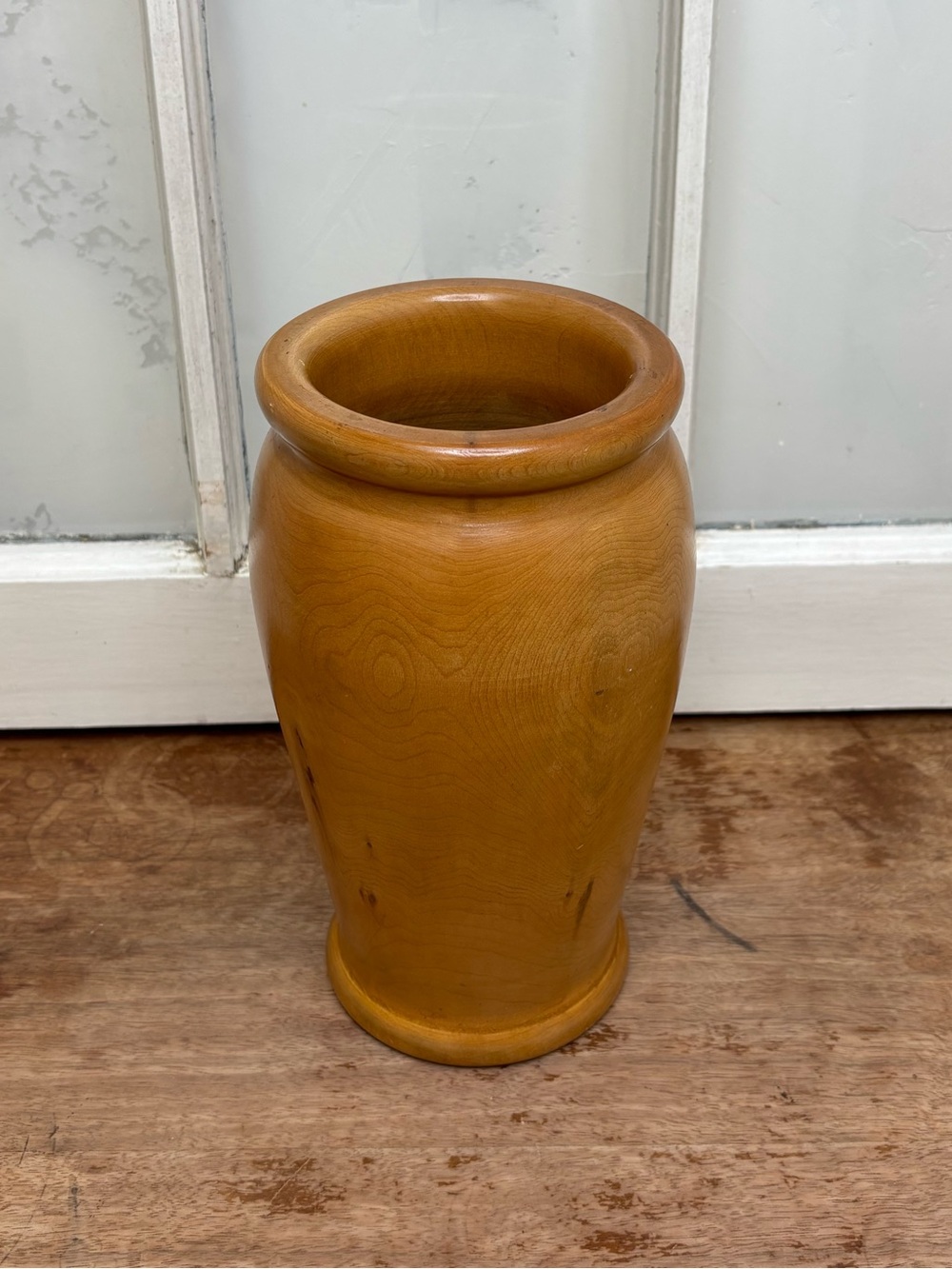 Vintage Natural Teak Wooden Vase — Elegant Home Accent